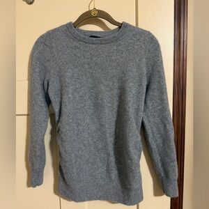 Quince Cashmere Maternity Sweater – Soft & Elevated Essential